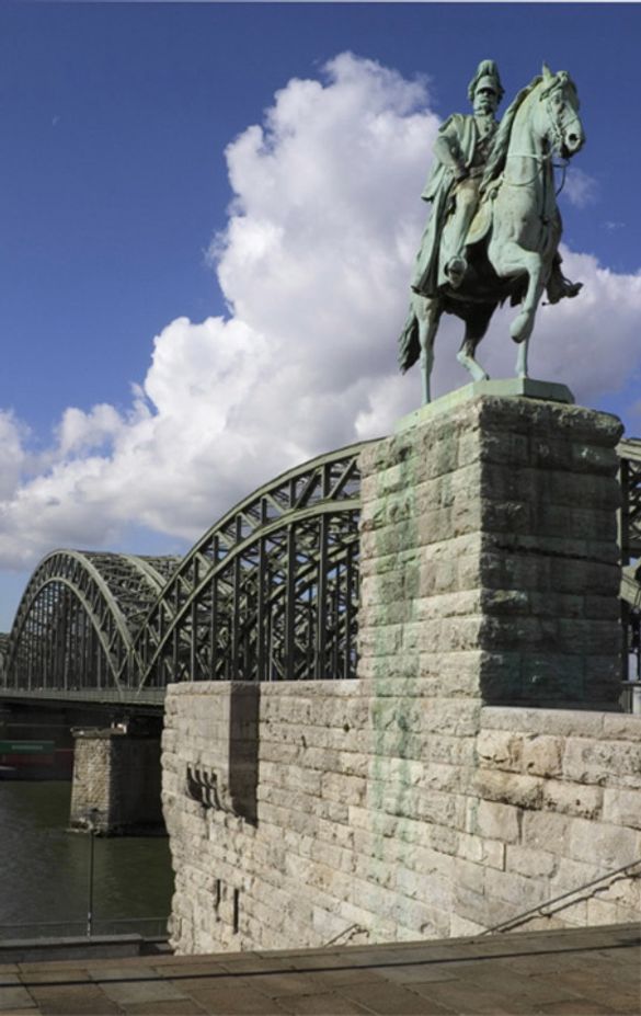 Hohenzollernbrücke in Köln