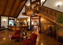 Harvest Inn in St. Helena