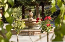 Fountain at Harvest Inn in St. Helena