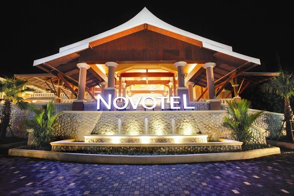 Front - Novotel Phuket Vintage Park.j