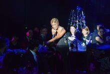 Andy Hui was mermerized by Jennlee Shallow's beautiful singing. voice.