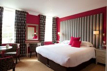 The Devonshire Fell Bedroom Bed With Windows Pink
