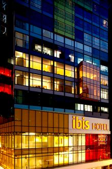 Ibis HK Central - exterior night shot
