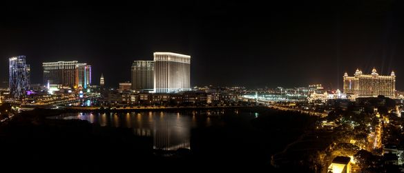 Seven additional hotels joined Sands China’s properties in turning off the lights of their exterior facades for one hour on Tues