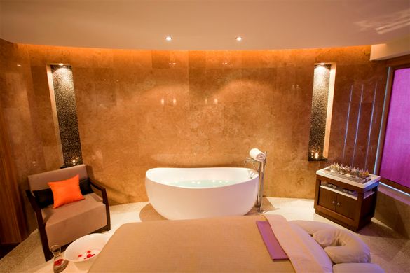 Desert Palm's Lime Spa
