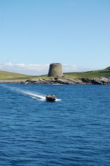 Zodiac cruise from Mousa Broch