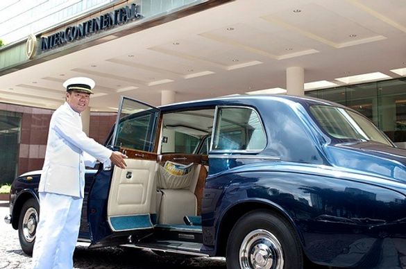 Arrival at InterContinental Hong Kong by Phantom VI Rolls Royce
