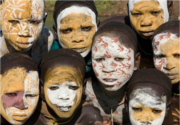 See the Suri tribe with some of the most painful rituals in the world. 