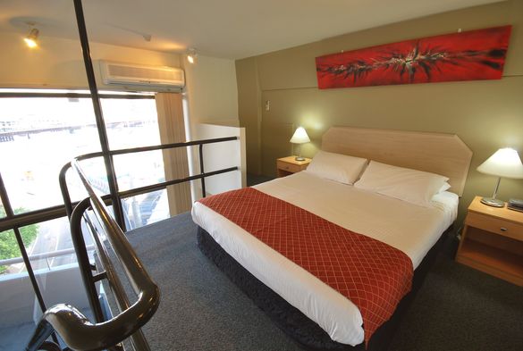 One Bedroom Apartment in Metro Apartments Darling Harbour