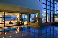 Mercure Sydney's rooftop swimming pool
