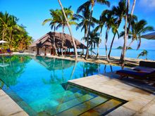 Tropica Island Resort 