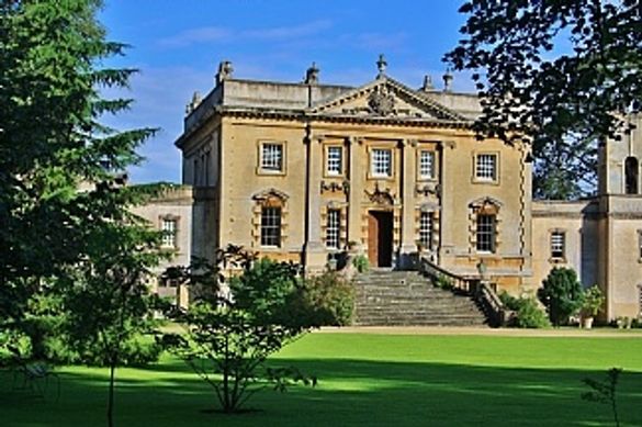 Frampton Court