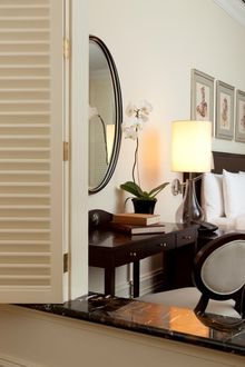 25% off Rise and Shine Package with Raffles Makati