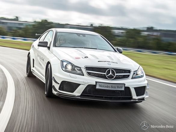 Mercedes-Benz World \'Driving Experience\'