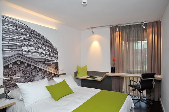 Super 8 Concept Room EMEA