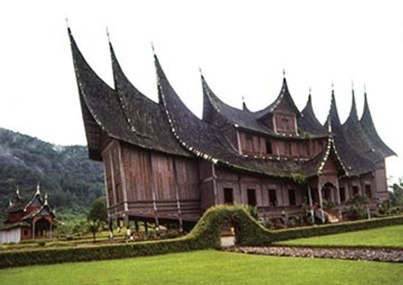 Sumatra\'s Distinct Architecture