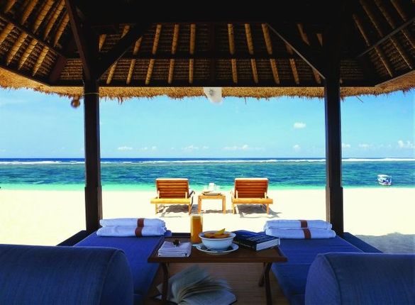 Amanusa - Beach Bale