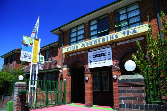 Blue Mountains YHA - exterior