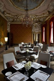 Aman Canal Grande Venice - Red Dining Room