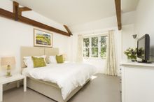 Chisel Barn Foxditch Comes With Two Pretty En-Suite Bedrooms, Both Of Which Have Zip And Link Beds, Which Means They Can Be Arra