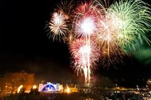 American Express Queenstown Winter Festival Opening Fireworks.j