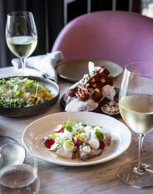 Salon de Co Restaurant - Autumn 2019