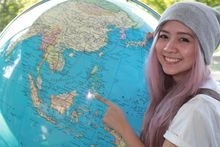 Big Blog Exchange Winner Camie pointing out her home country