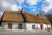 Charming Thatched Cottage for 4