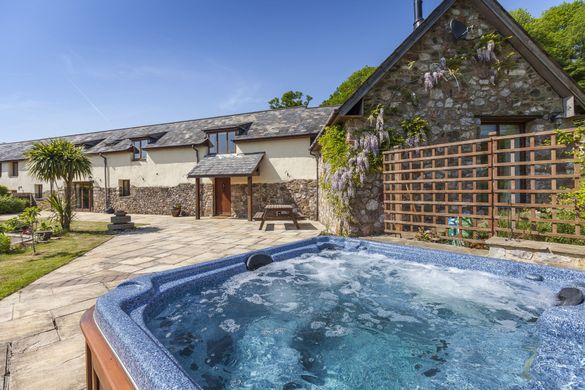 Blue Chip Holidays Has Added To Its Growing Collection Of Chic Rural Retreats With The Addition Of Bridleway, A Fabulous Country