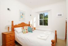 One Of The Pretty Bedrooms At Batson House