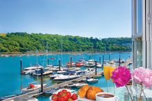 21 Dart Marina