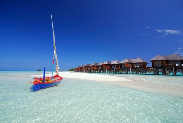 Water Villas And Sandbank 