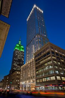 Langham Place, Fifth Avenue, Exterior