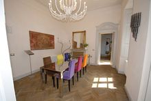 Dine In Italian Styling