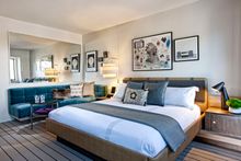 Thompson Chicago - Model Room_King