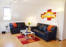 7 Regency House Lounge