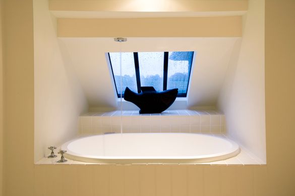Dewsall Bathroom