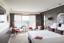 Pullman Melbourne Albert Park room with a view of Albert Park Lake