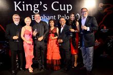 Sponsors Mercedes CEO Alexander B. Paufler, Mrs Paufler, Minor International CEO Bill Heinecke, Mrs. Chris Rajakarier, Minor Hot