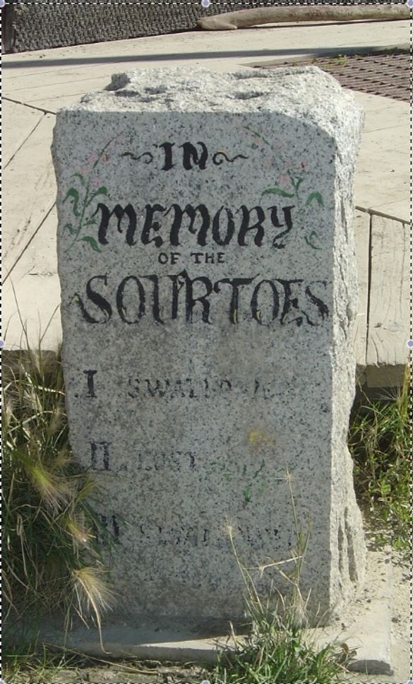 Sourtoe Tombstone, Dawson City