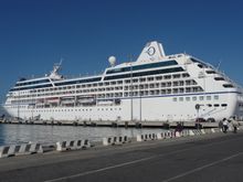 Greece 08, The Queen 007
