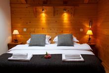 Superfly Ensuite Bedroom