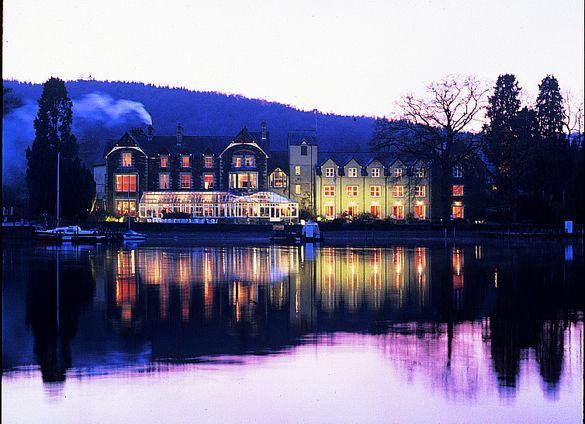 Lakeside Hotel - By Night