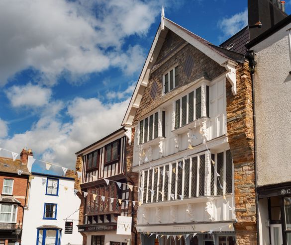 Merchants Rest and Merchants Rise, built within a former 17th century merchant\'s house in the historic nautical town of Dartmou