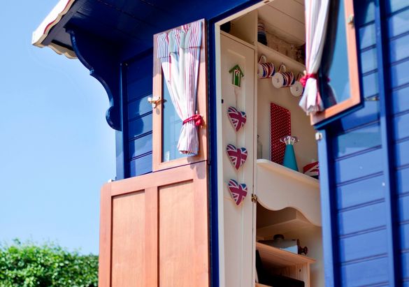 Union Jack styling