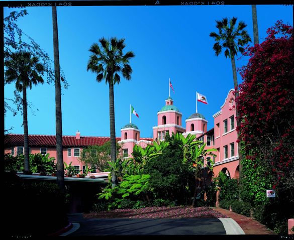Beverly Hills Hotel Facade