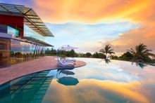 Sheraton Bali Kuta Resort - Infinity Pool with Sunset View