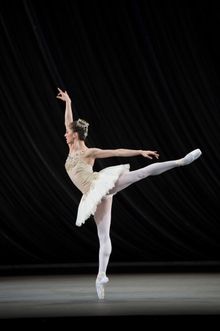 Jewels. Marianela Nunez in Diamonds