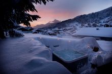 Hot tub
