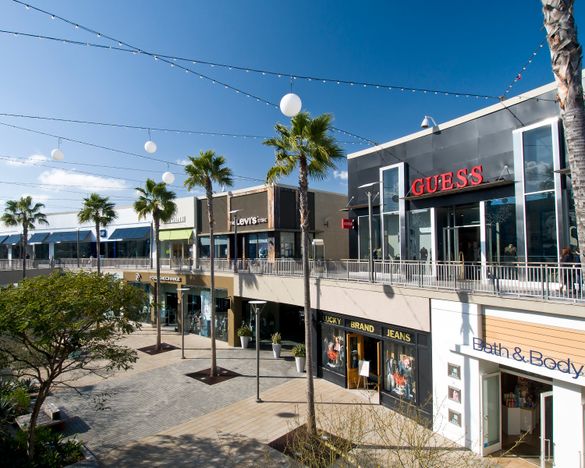Del Amo Fashion Center